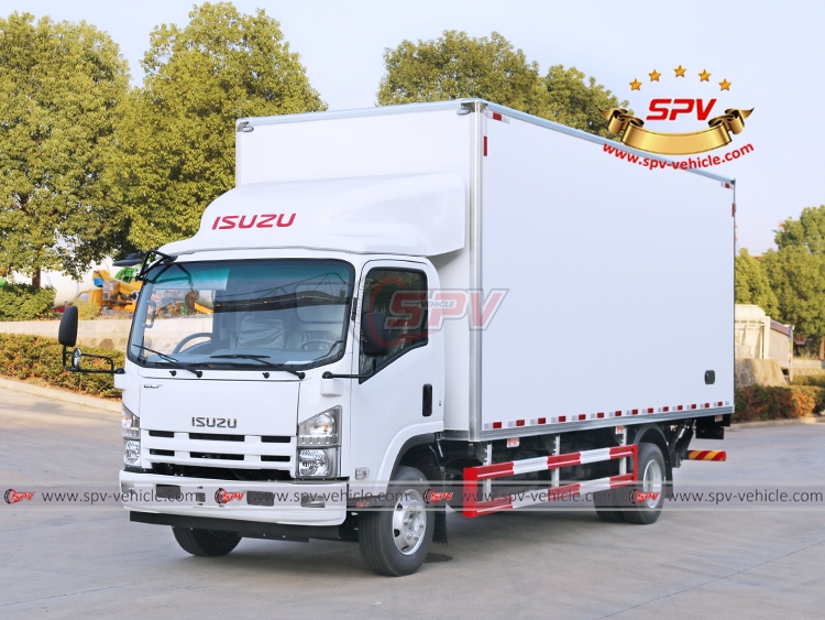 Cargo Van ISUZU with Tailgate - LF Cargo Van ISUZU with Tailgate - LF